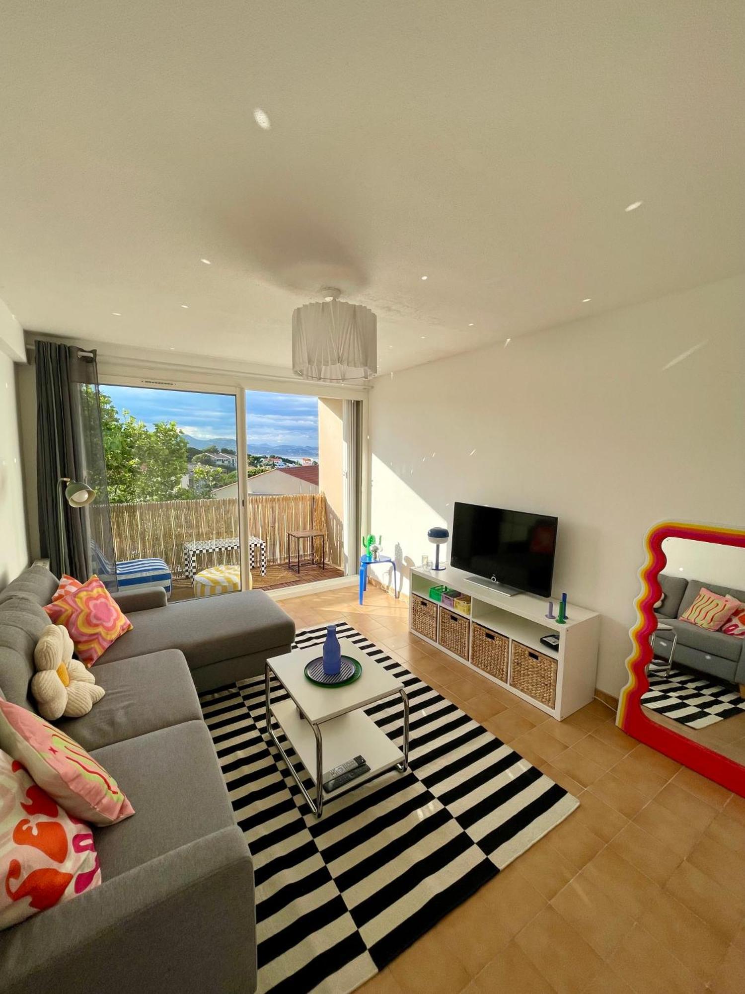 Superbe Duplex Refait A Neuf ! Appartement Hyères Buitenkant foto